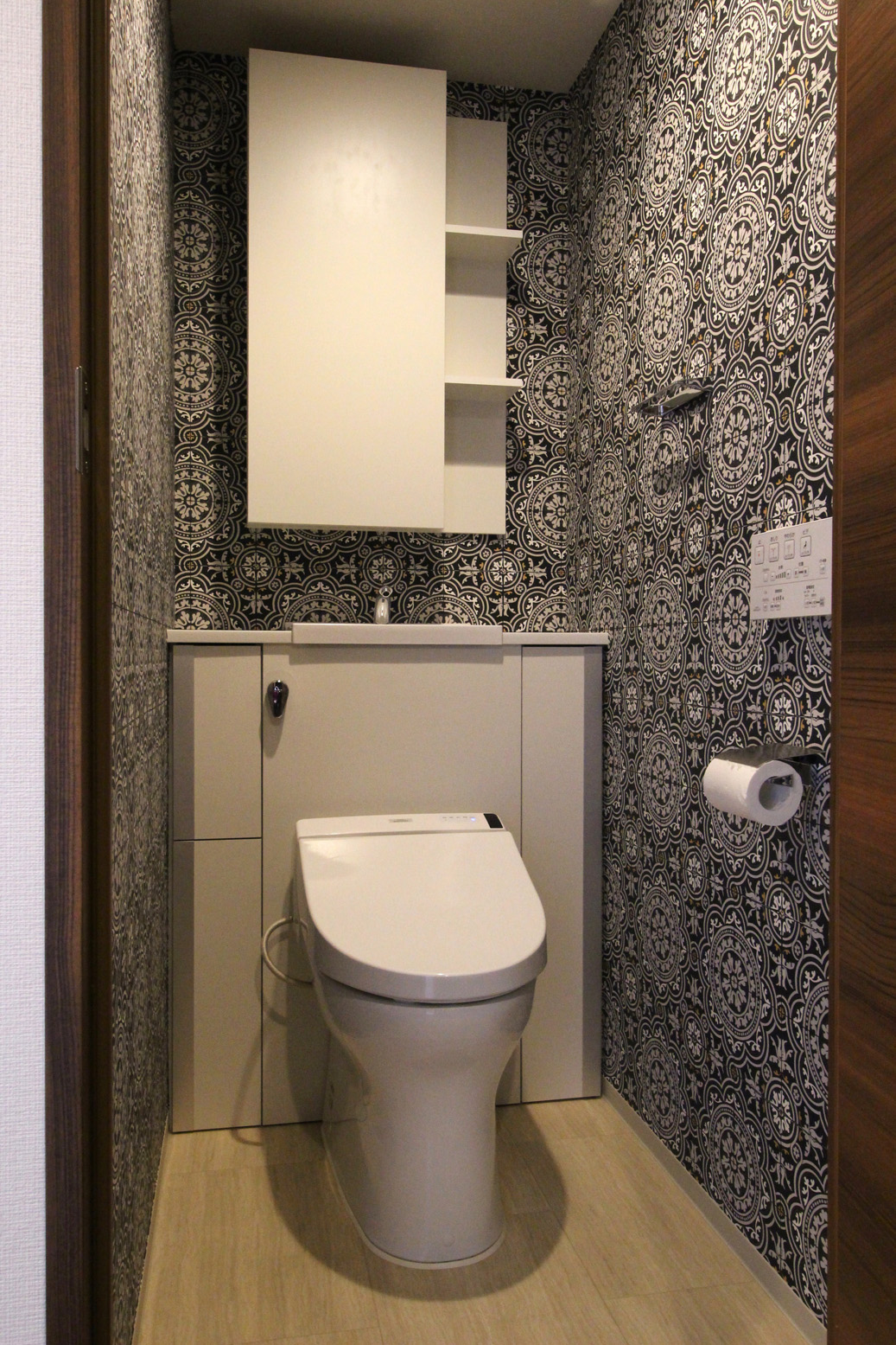 コラム09 トイレを輸入壁紙で異空間にしよう インテリアコーディネーター荒井詩万のブログ